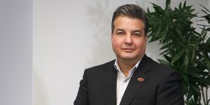 علیرضا جنتی مدیرعامل گروه صنایع گیتی&zwnj;پسند